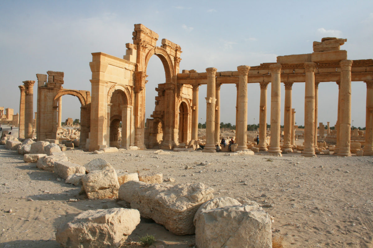 シリア内戦前の砂漠のオアシス パルミラ遺跡 のベル神殿 海外旅行 国内旅行 世界一周の無料 フリー 写真素材 World Hoppin ワールドホッピン