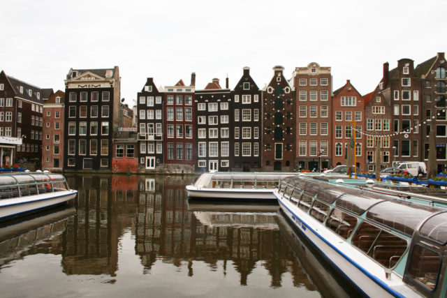 Free stock photos of [Cute cityscape along the canals of Amsterdam]